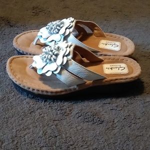 Woman's sandals